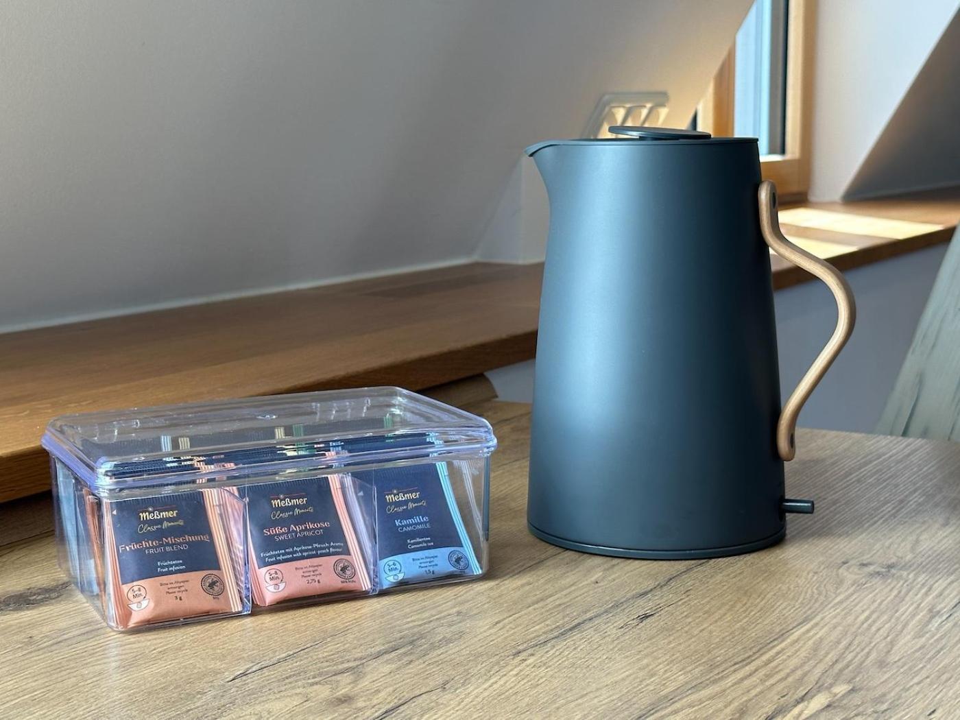 アウグスブルクTruly - Viel Platz Fuer Business & Familie - Modern, Garage, Fahrstuhlアパートメント エクステリア 写真
