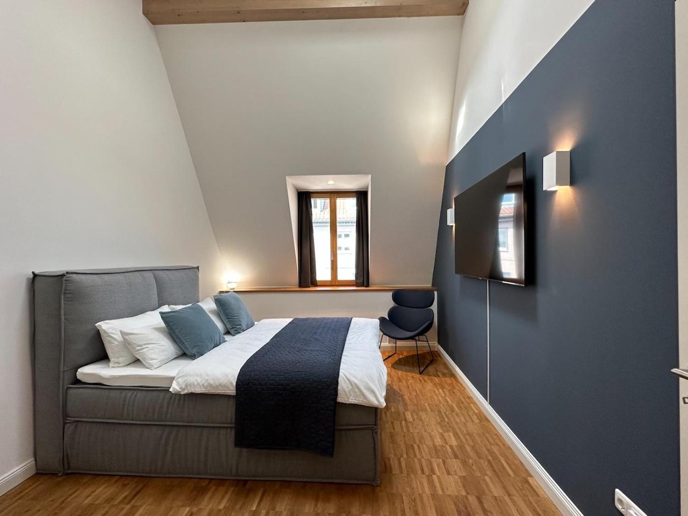 アウグスブルクTruly - Viel Platz Fuer Business & Familie - Modern, Garage, Fahrstuhlアパートメント エクステリア 写真